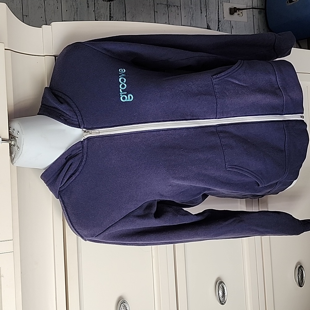 Groove Brand Zippered Sweatshirt